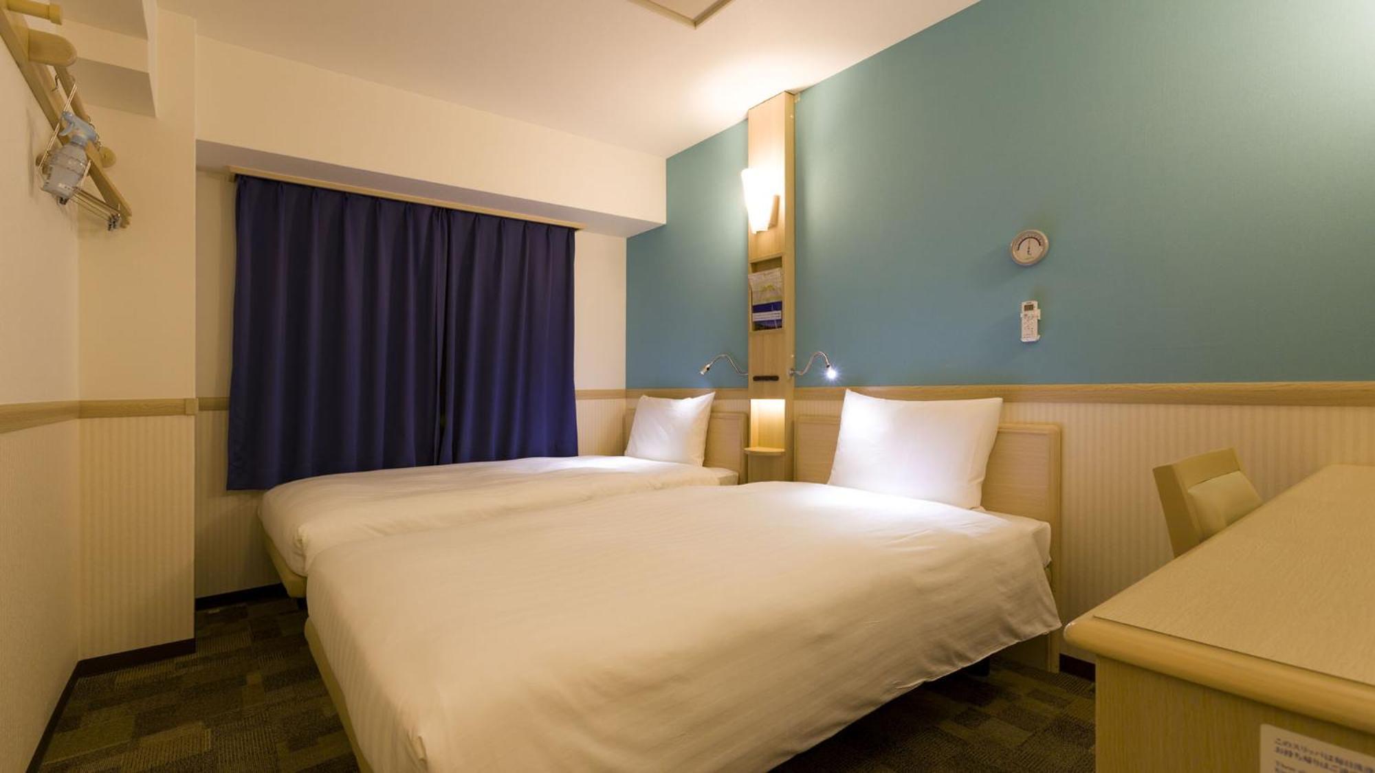 Toyoko Inn Nagareyama-Otakanomori Ekimae Szoba fotó